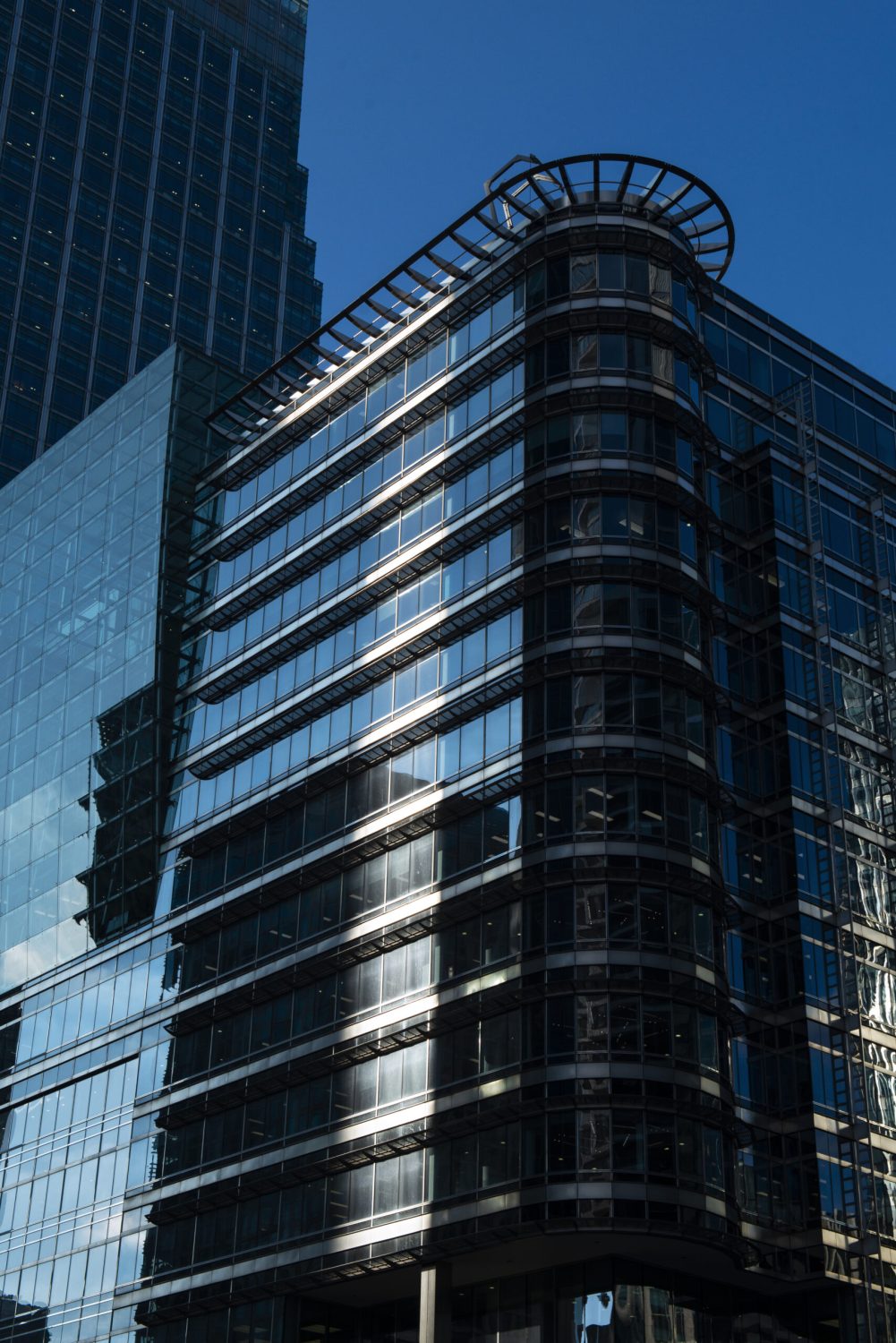 shadows-made-by-daylight-city-with-architecture shadows-made-by-daylight-city-with-architecture